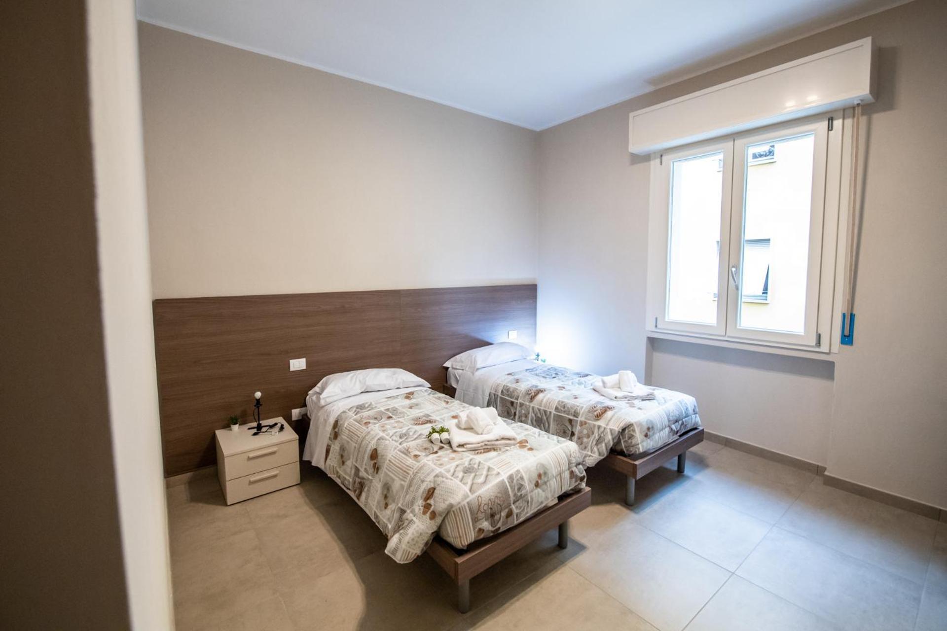 350 M Da Ospedale Maggiore L Parcheggio Prive L Rooms Parma Exterior foto