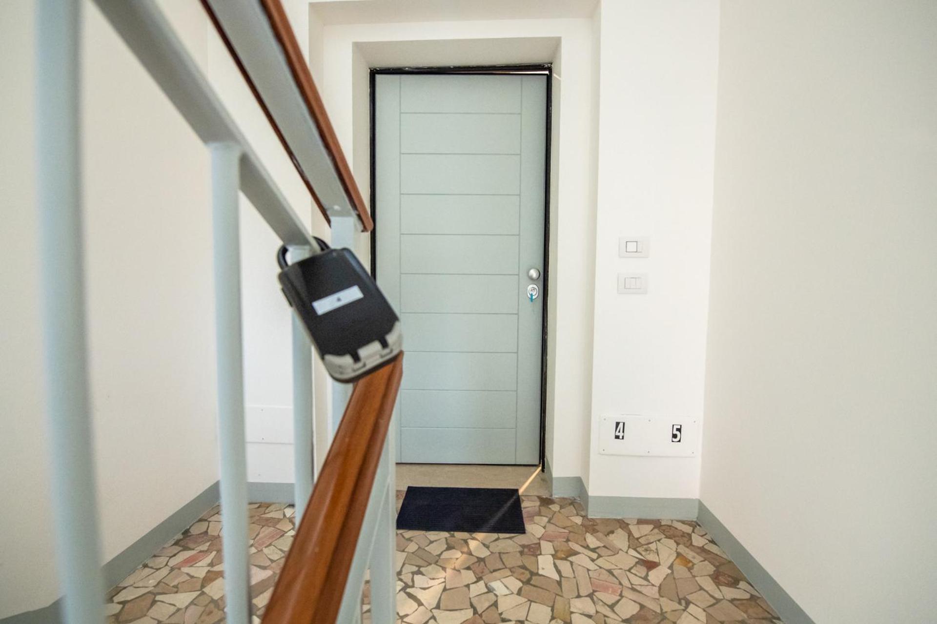 350 M Da Ospedale Maggiore L Parcheggio Prive L Rooms Parma Exterior foto